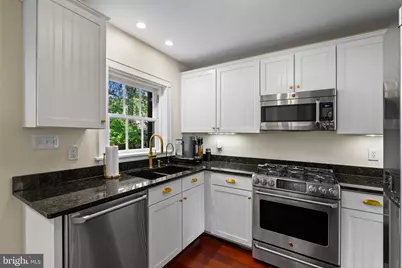400 Bretton Place, Baltimore, MD 21218 - Photo 21