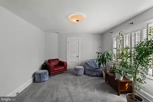 400 Bretton Pl, Baltimore, MD 21218 - Photo 31