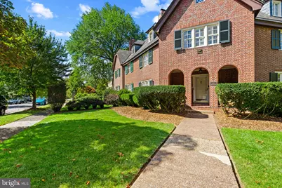 400 Bretton Place, Baltimore, MD 21218 - Photo 3
