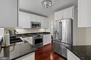 400 Bretton Pl, Baltimore, MD 21218 - Photo 19