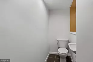 400 Bretton Pl, Baltimore, MD 21218 - Photo 61