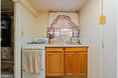 3211 Guilford Avenue, Baltimore, MD 21218 - Photo 5