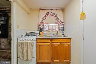 3211 Guilford Ave, Baltimore, MD 21218 - Photo 5