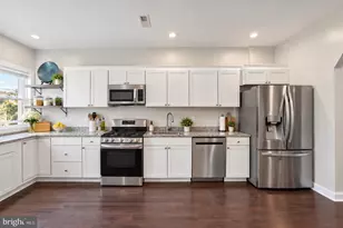 2327 W Lanvale St, Baltimore, MD 21216 - Photo 17