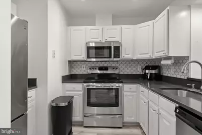 23 Pierside Drive #337, Baltimore, MD 21230 - Photo 13