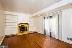 827 S Bond St, Baltimore, MD 21231 - Photo 1