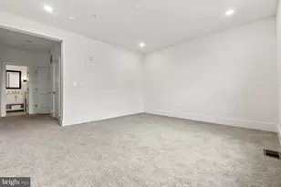 2506 W Peninsula Dr, Baltimore, MD 21230 - Photo 23
