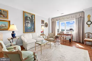 10 E Lee St, Baltimore, MD 21202 - Photo 9