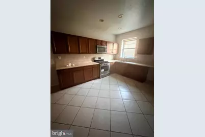 3104 E Fayette Street, Baltimore, MD 21224 - Photo 3