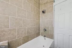 706 E 43rd St, Baltimore, MD 21212 - Photo 25