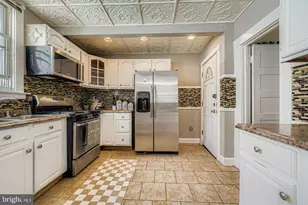 5627 Wayne Ave, Baltimore, MD 21207 - Photo 13
