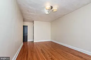 703 N Augusta Ave, Baltimore, MD 21229 - Photo 3