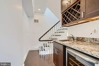 228 S Washington Street, Baltimore, MD 21231 - Photo 27