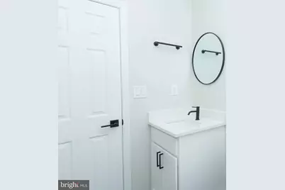 1122 N Calvert Street #205, Baltimore, MD 21202 - Photo 9