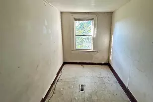 2125 Hollins St, Baltimore, MD 21223 - Photo 15