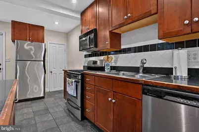 32 S Castle Street, Baltimore, MD 21231 - Photo 9