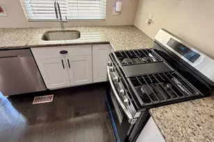4105 Woodhaven Ave, Baltimore, MD 21216 - Photo 17