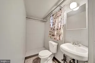 824 Wicklow Rd, Baltimore, MD 21229 - Photo 21