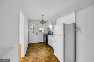 4513 Rokeby Rd, Baltimore, MD 21229 - Photo 11