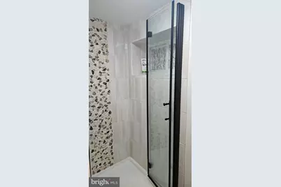 4505 Woodlea Avenue, Baltimore, MD 21206 - Photo 39