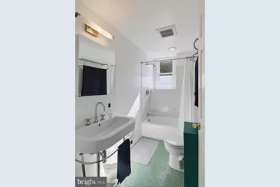 600 W 36th Street, Baltimore, MD 21211 - Photo 19