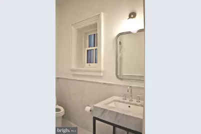 18 E Mount Vernon Place #3, Baltimore, MD 21202 - Photo 23