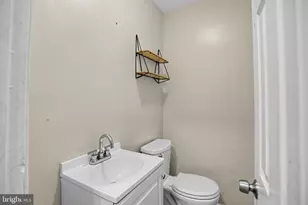 2221 Monticello Rd, Baltimore, MD 21216 - Photo 13