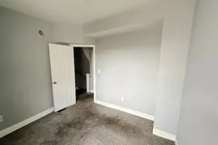 1111 N Lakewood Ave, Baltimore, MD 21213 - Photo 11
