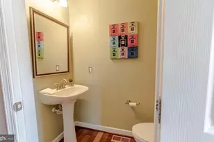 906 Oldham St, Baltimore, MD 21224 - Photo 17