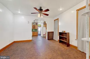 318 N Hilton St, Baltimore, MD 21229 - Photo 9