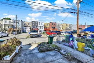 318 N Hilton St, Baltimore, MD 21229 - Photo 25