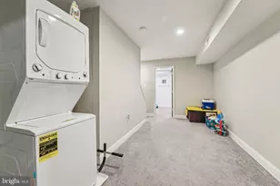 147 N Streeper St, Baltimore, MD 21224 - Photo 19