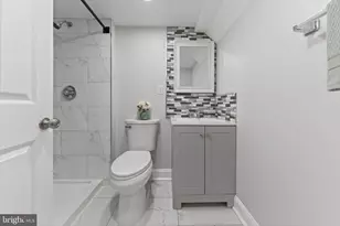 5922 Cedonia Ave, Baltimore, MD 21206 - Photo 19