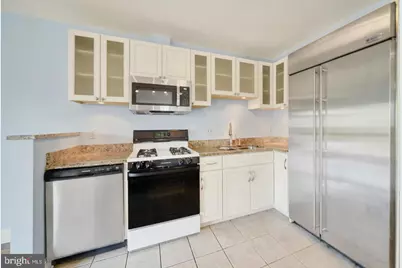 7 Cross Keys Road #E, Baltimore, MD 21210 - Photo 9