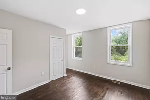 222 N Hilton St, Baltimore, MD 21229 - Photo 17