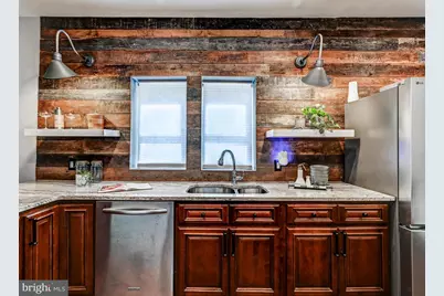 5 N Washington Street, Baltimore, MD 21231 - Photo 9