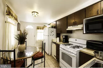2118 Jefferson Street, Baltimore, MD 21205 - Photo 9