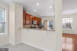 4521 Scarlet Oak Ln, Baltimore, MD 21229 - Photo 11