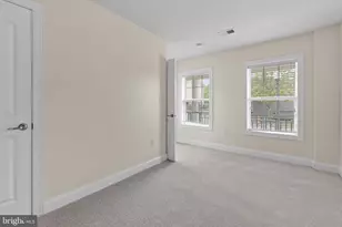 4521 Scarlet Oak Ln, Baltimore, MD 21229 - Photo 5