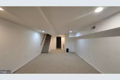 925 S Clinton Street, Baltimore, MD 21224 - Photo 31