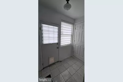 925 S Clinton Street, Baltimore, MD 21224 - Photo 11