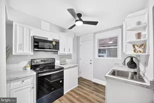 2726 Ellicott Driveway, Baltimore, MD 21216 - Photo 13