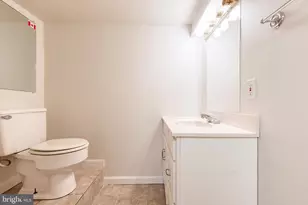 667 E Clement St, Baltimore, MD 21230 - Photo 25