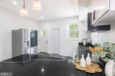 631 E 37th Street, Baltimore, MD 21218 - Photo 15