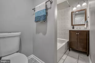 233 S Highland Ave, Baltimore, MD 21224 - Photo 15