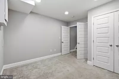 322 S Clinton Street, Baltimore, MD 21224 - Photo 25
