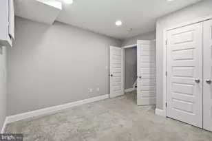 322 S Clinton St, Baltimore, MD 21224 - Photo 25