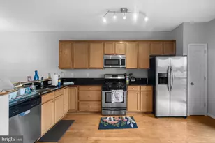 530 Canton Ct, Baltimore, MD 21224 - Photo 9