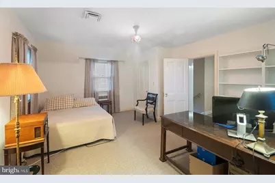 1213 Roundhill Road, Baltimore, MD 21218 - Photo 17