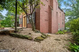1213 Roundhill Rd, Baltimore, MD 21218 - Photo 37